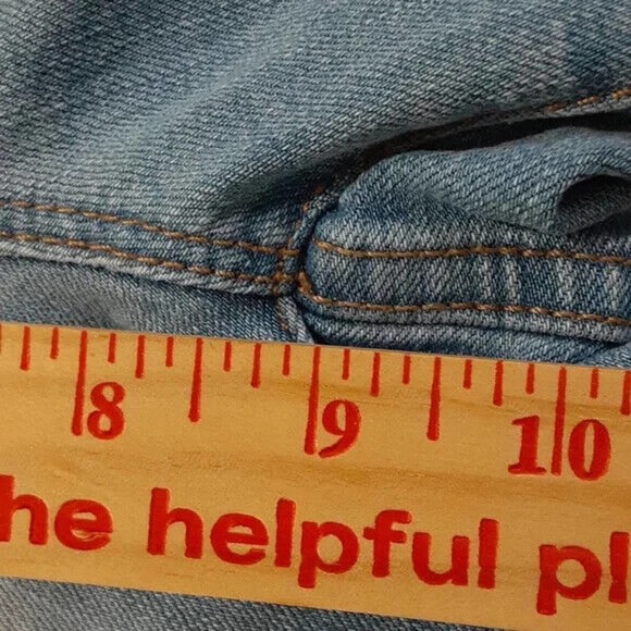 Nine West Taylor cuffed capri jeans size 4 stud embelished pockets * - Picture 7 of 13